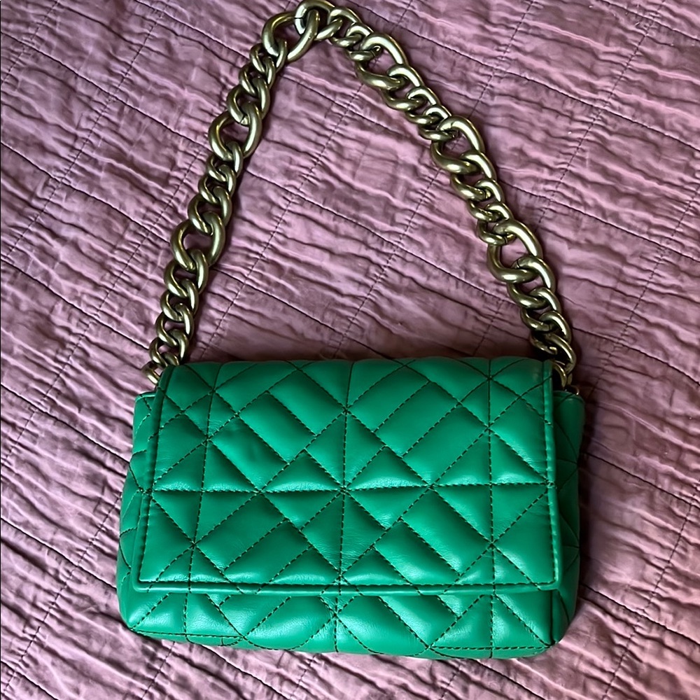 Green Quilted Chain Shoulder Bag